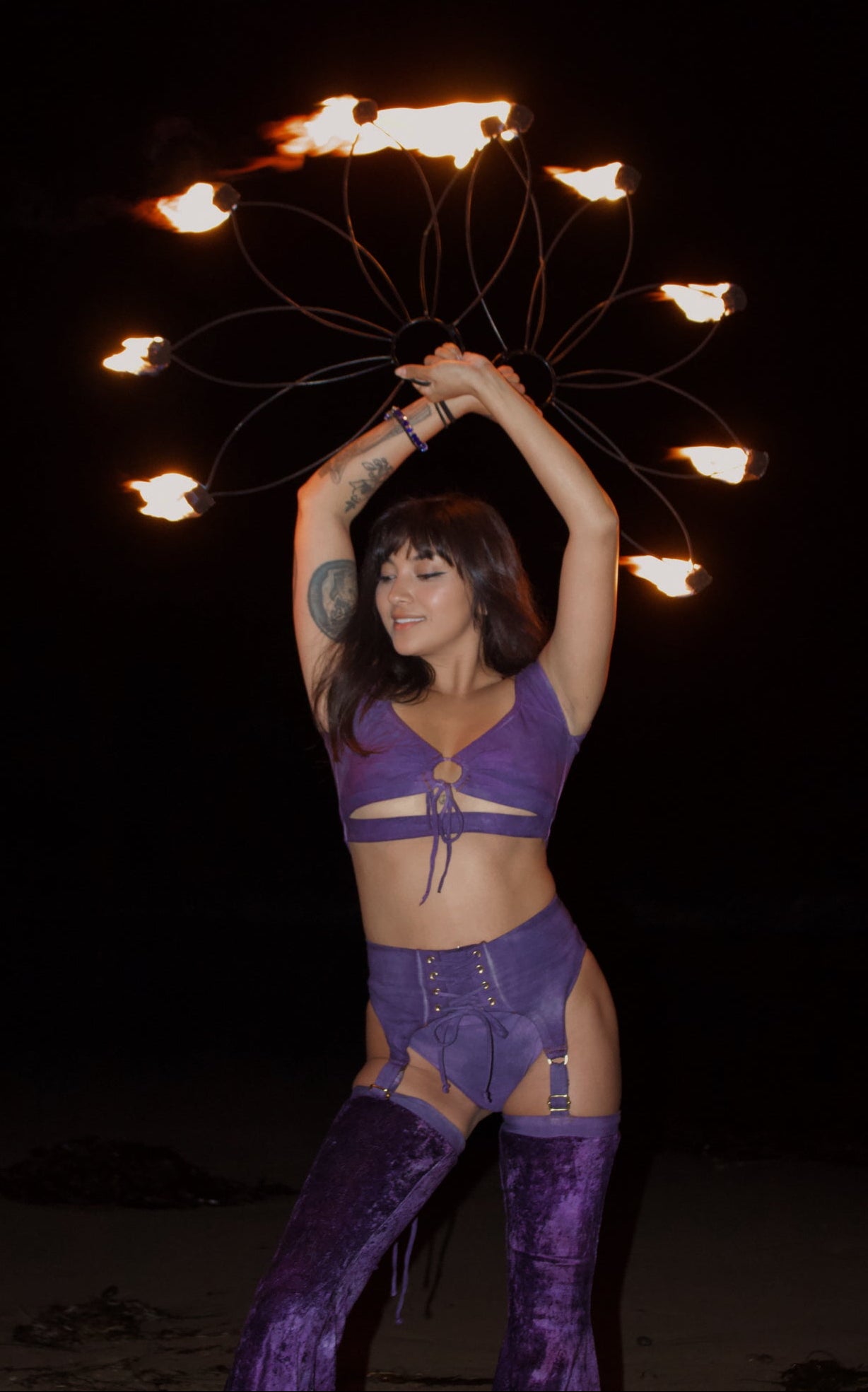 Mystic Minx contact hero