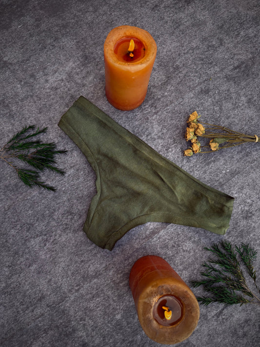 Medium Undies in Ivy