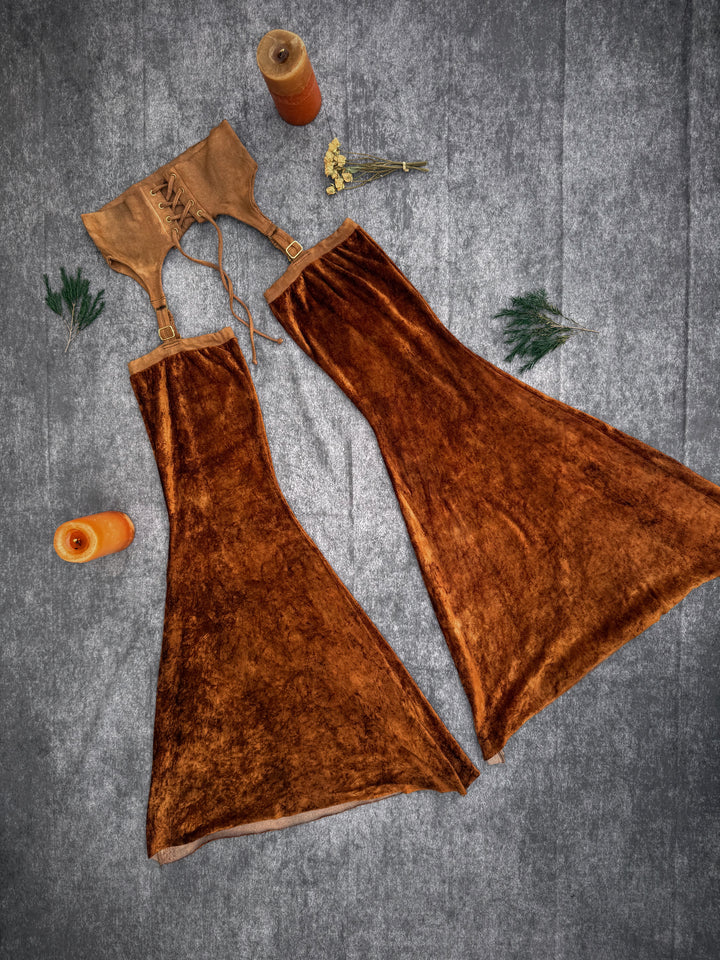 Large Lace Up Garter Chaps in Sienna